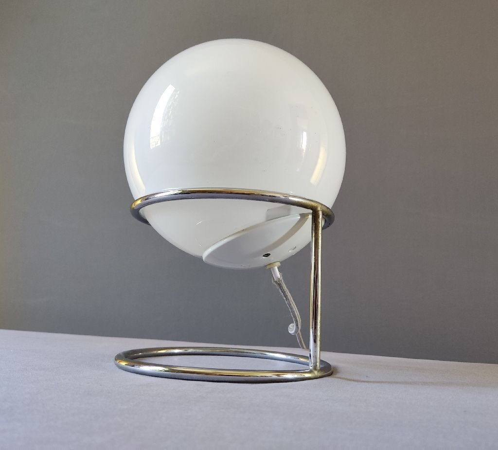 https://www.bellotte-design.com/wp-content/uploads/2020/11/Lampe-Honsel-LEUCHTEN-3.jpg