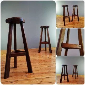 Tabouret haut brutaliste vintage en bois chêne brun, années 1950