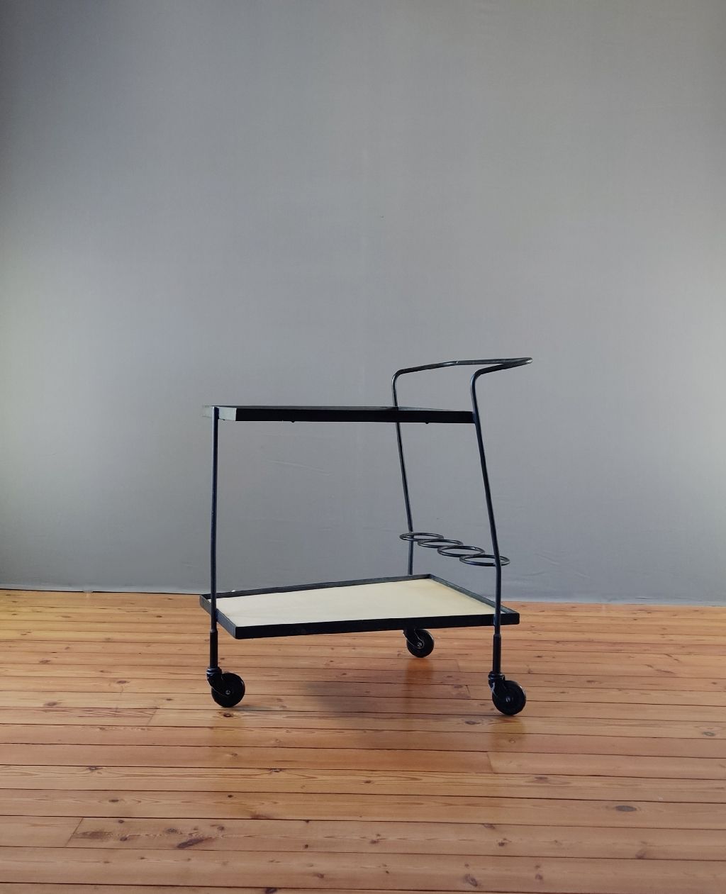 Desserte Roulante Mathieu MATEGOT – Image 4