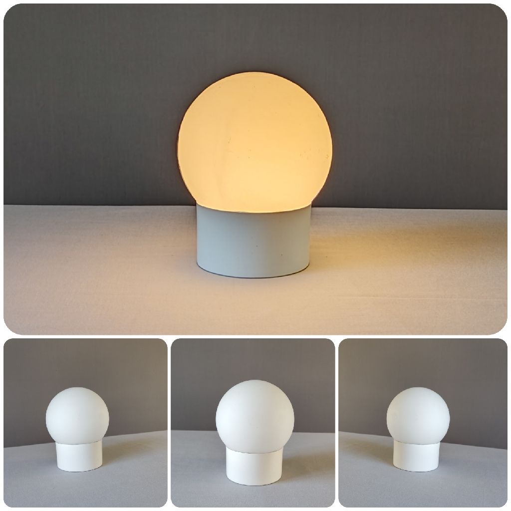 Lampe vintage en opaline, années 1970